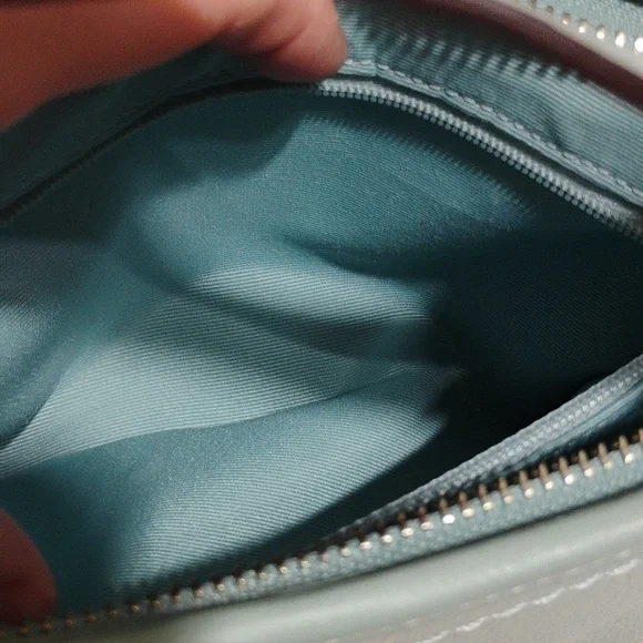 Authentic Coach Y2K Small Blue Pebbled Leather Shoulder Bag - Picture 11 of 16